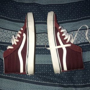 Vans highTop burgundy
